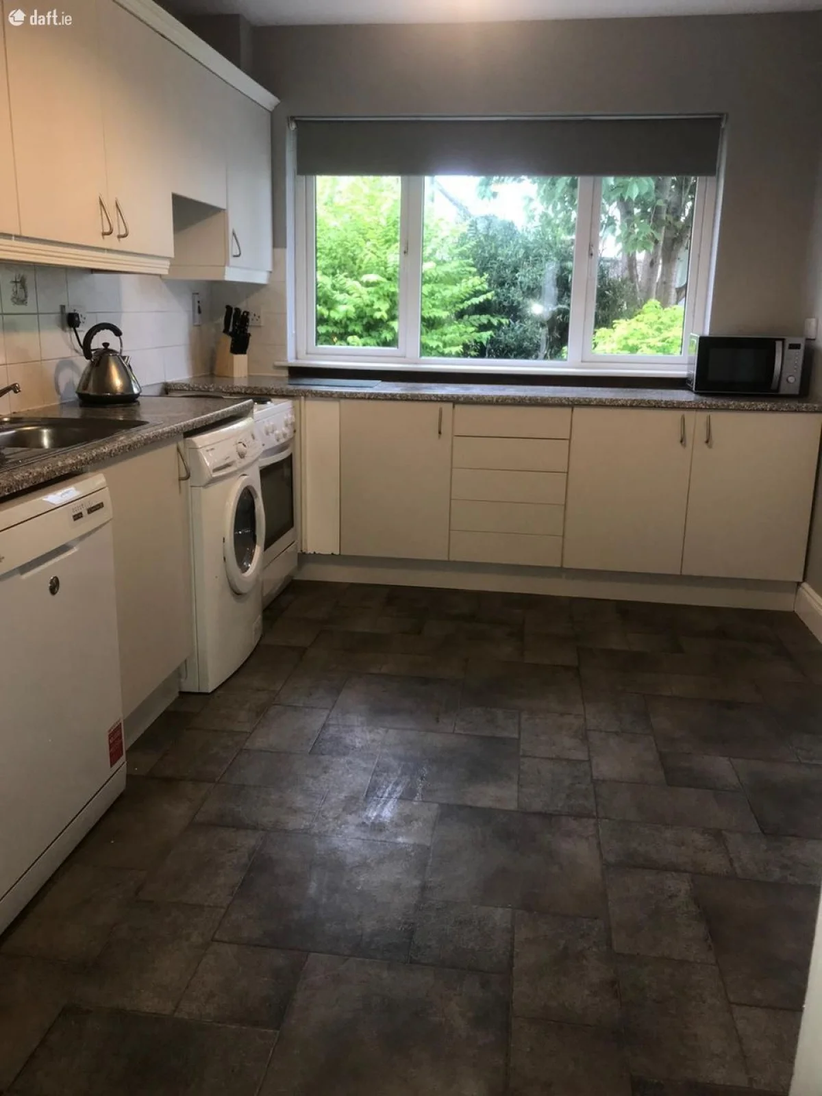 12a Cathair Danann,North Circular Road,Tralee,Co. Kerry, Tralee, Co. Kerry - Image 9