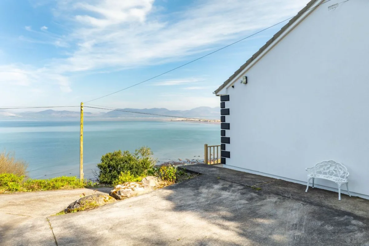 Cliff Road, Rossbeigh, Glenbeigh, Co. Kerry