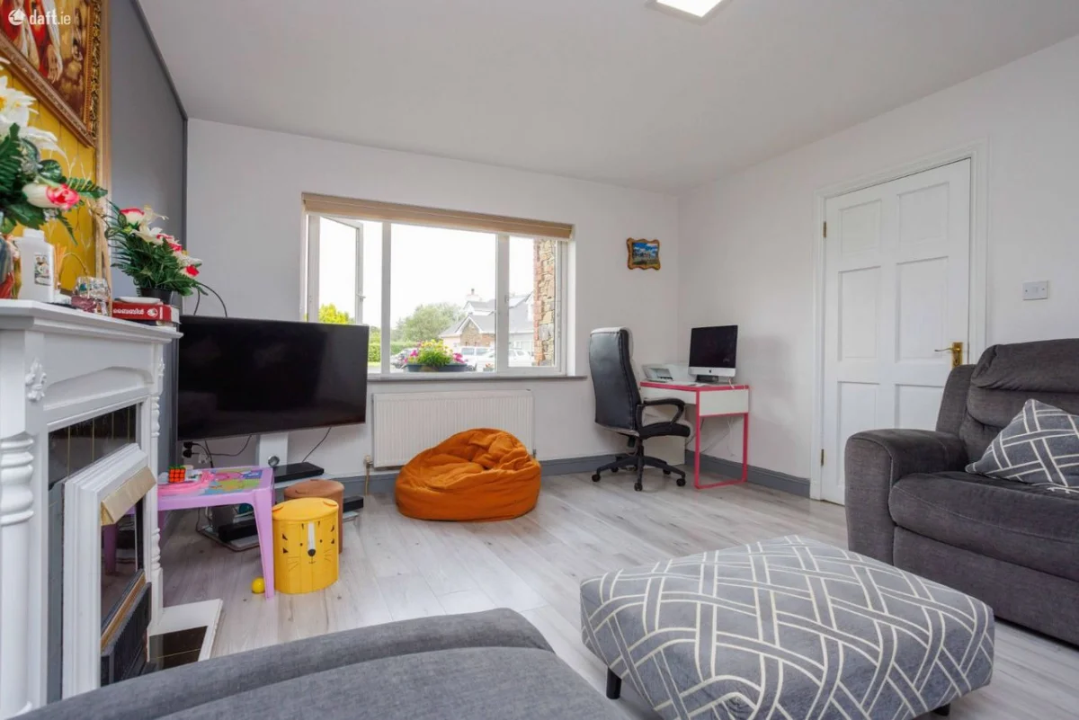 3 Castlecove, Killorglin, Co. Kerry - Image 2