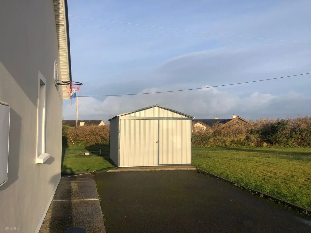 Drom West, Glenbeigh, Co. Kerry - Image 22